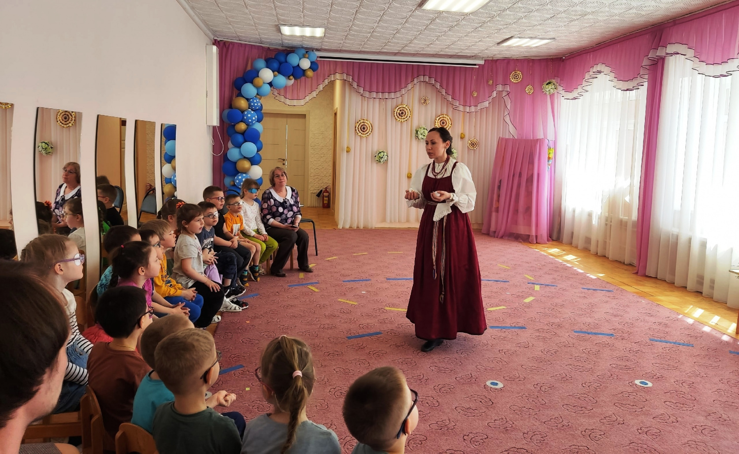 21 апреля сотрудники музея-заповедника "Лудорвай" провели выездное мероприятие в ГКОУ УР "256 для детей с нарушением зрения"