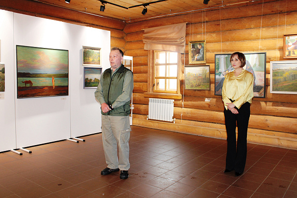 1 февраля в Архитектурно-этнографическом музее-заповеднике «Лудорвай» состоялось открытие выставки Евгения Скобелева «Любимое».
