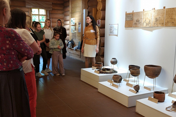 Выставка «Эволюция традиций» в «Лудорвае»!
