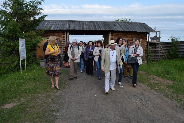 Участники научной конференции посетили музей "Лудорвай". 