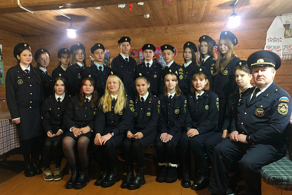 В дни Всероссийской акции «День в музее для российских кадетов» наш музей принимал учащихся 8-9 кадетских классов МБОУ «Юбилейной СОШ».